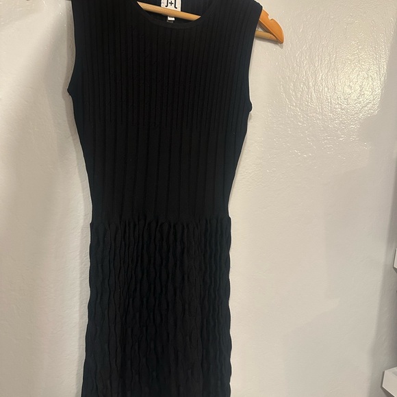 John + Jenn black textured bodycon sweater dress - Picture 8 of 10